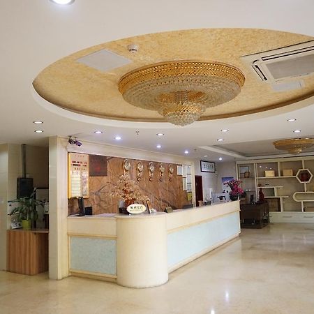 Guangdong Oversea Chinese Hotel Kanton Dış mekan fotoğraf