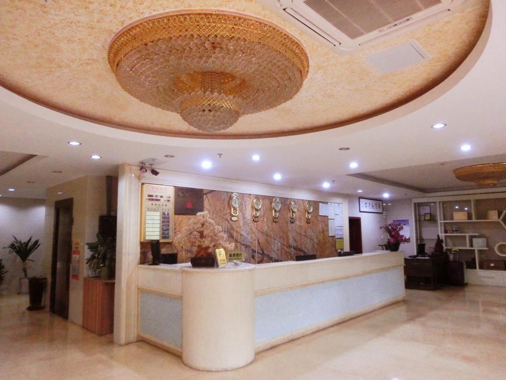Guangdong Oversea Chinese Hotel Kanton Dış mekan fotoğraf